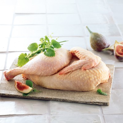 Bio-Hähnchen, halbiert